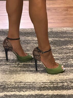 Audrey Brooke Green Peep-Toe Heels with Snake-Print Heel and Black Ankle Strap